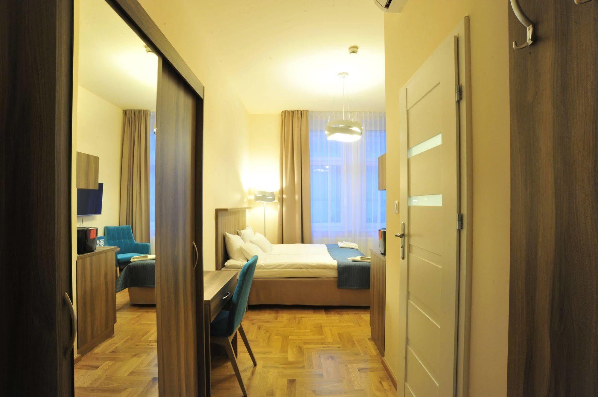 Kosmopolita Apartments Krakau Exterior foto
